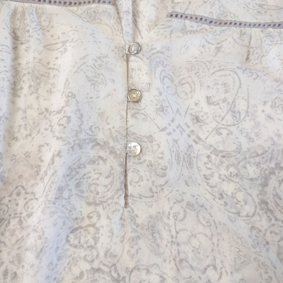 Semi sheer Maurices blouse   410 - Picture 6 of 9